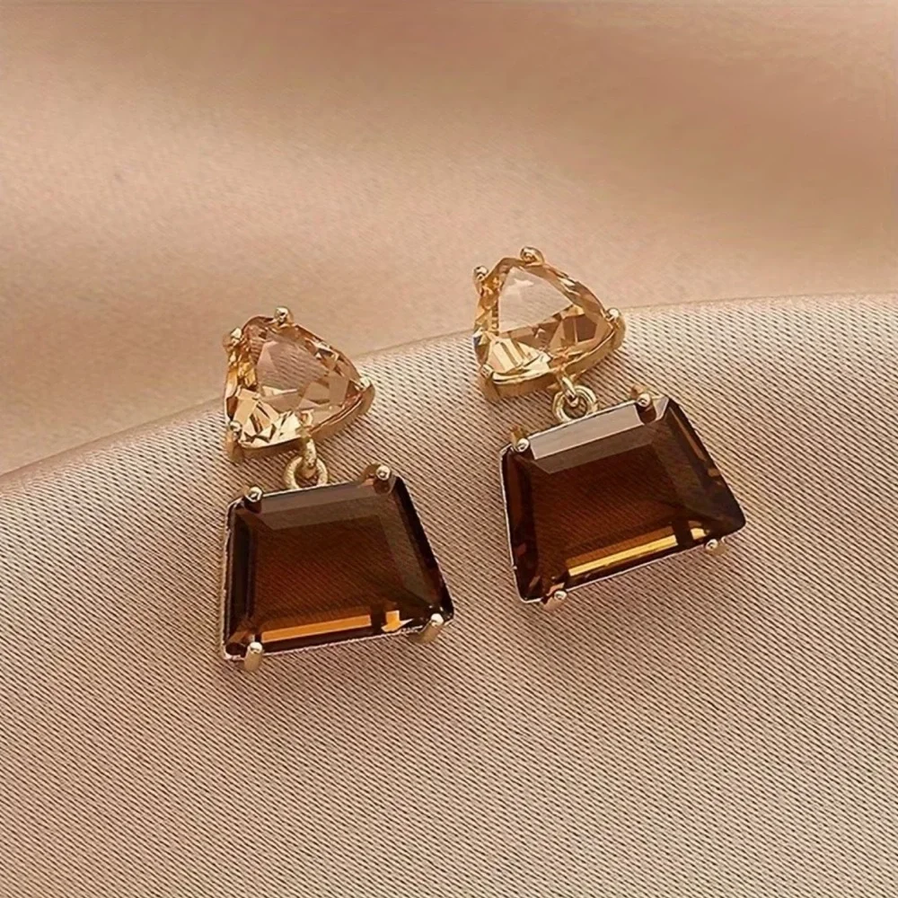NEW❗️Elegant Gold and Brown Drop Earrings. 🤎